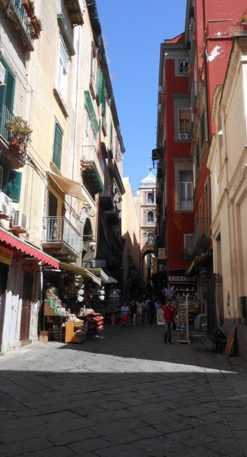 Home In Love: Vicoletto Dei Presepi Naples Exterior photo