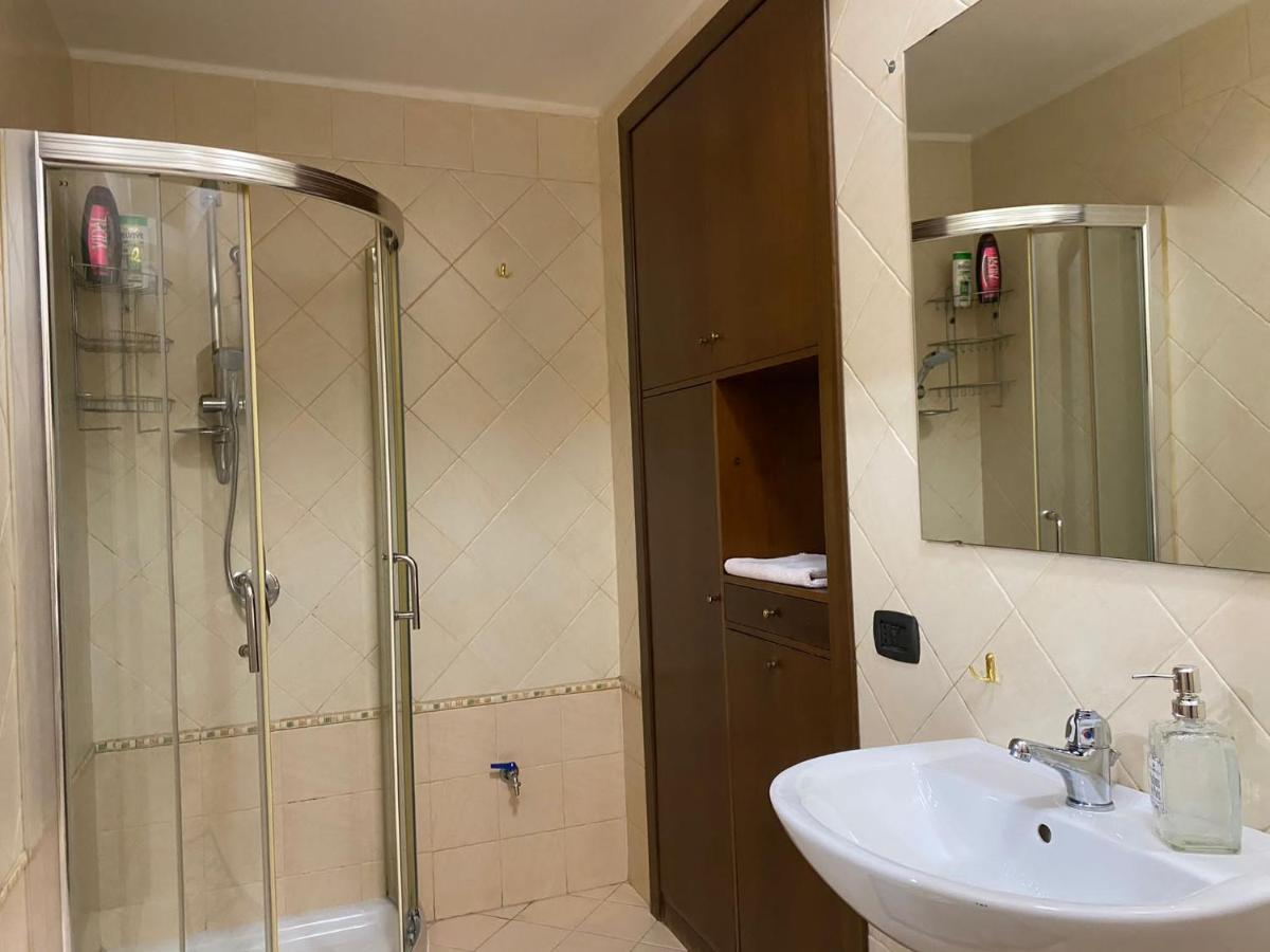 Home In Love: Vicoletto Dei Presepi Naples Exterior photo