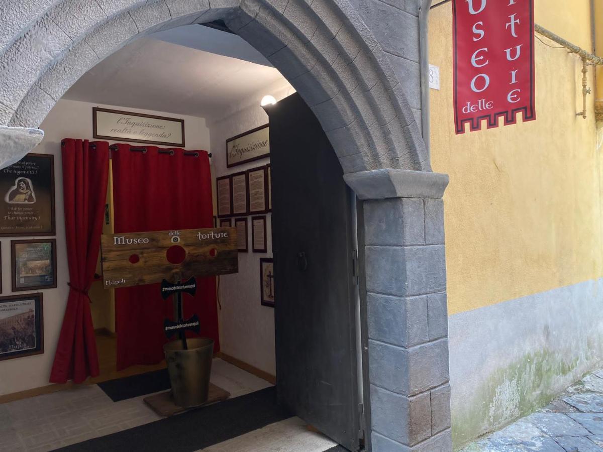 Home In Love: Vicoletto Dei Presepi Naples Exterior photo